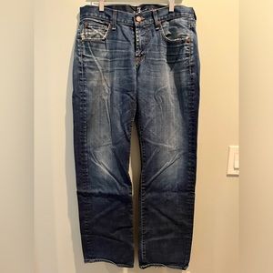 Men’s 7 For All Mankind, Austyn jeans. Sz 33. Dark wash. Relaxed straight fit.